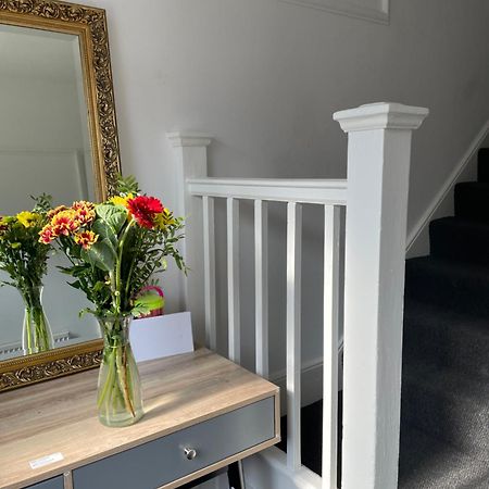 5 Bed 5Mins From Wembley Stadium Londres Exterior foto