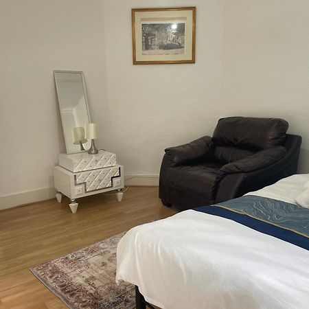5 Bed 5Mins From Wembley Stadium Londres Exterior foto
