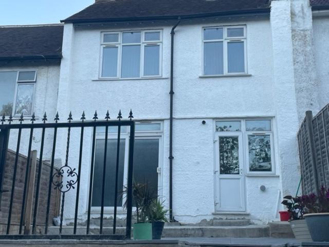 5 Bed 5Mins From Wembley Stadium Londres Exterior foto